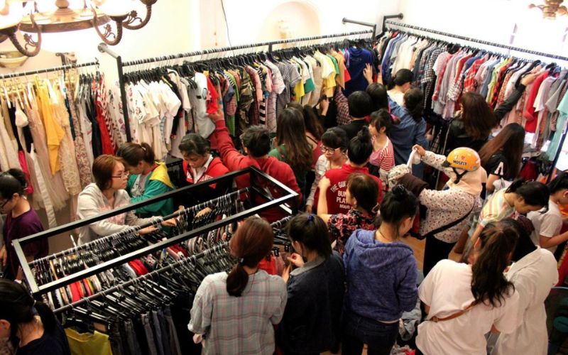 Quần áo thời trang